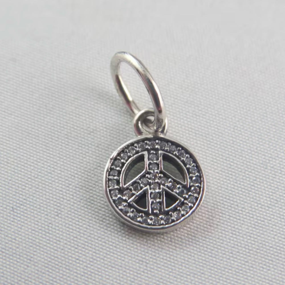 Authentic Pandora Charm Bundle 💜 Safety Chain + Silver Charms | Bracelet Add-Ons - Picture 7 of 7